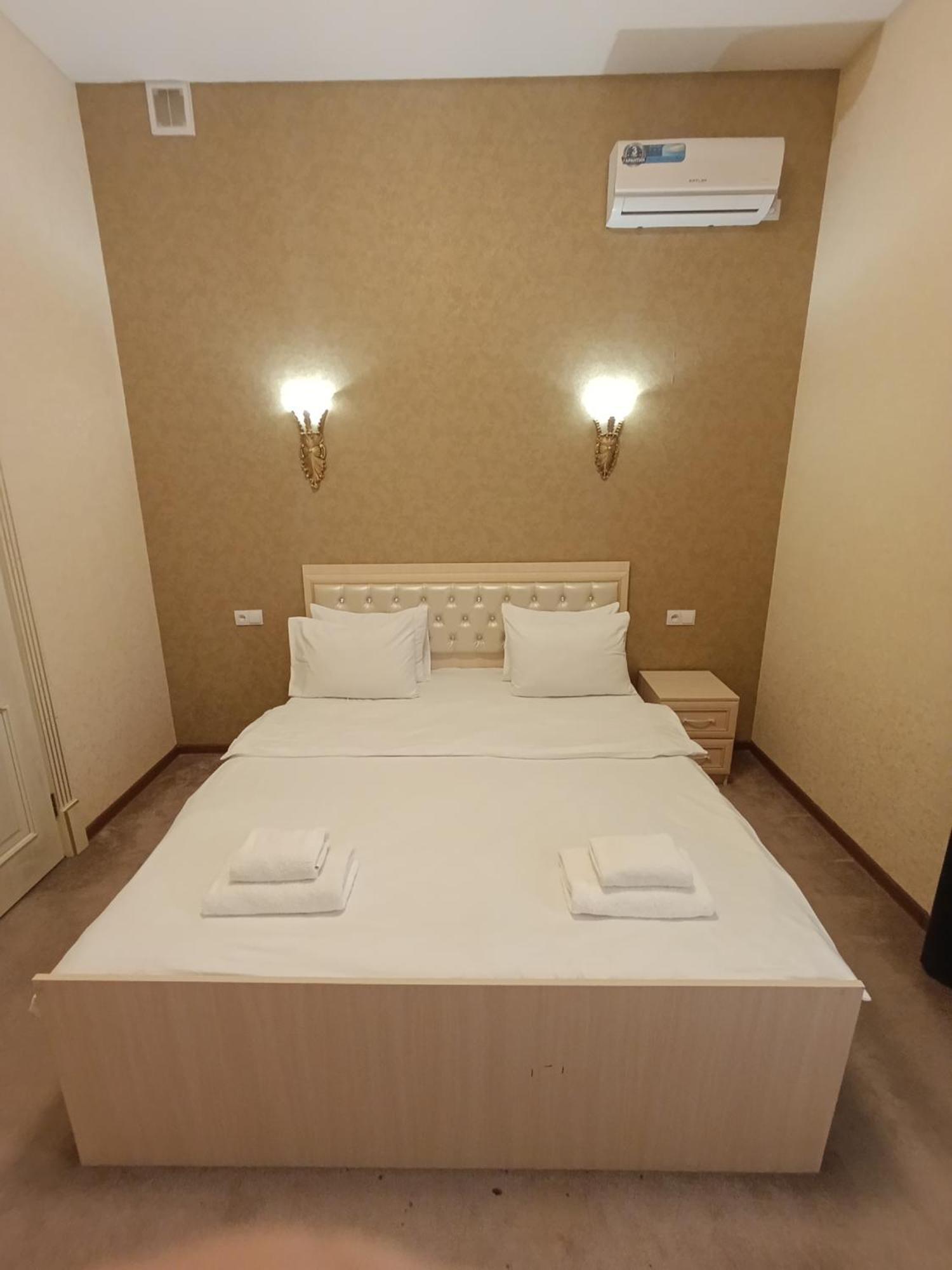 Grand Karavan Hotel Tasken Kültér fotó